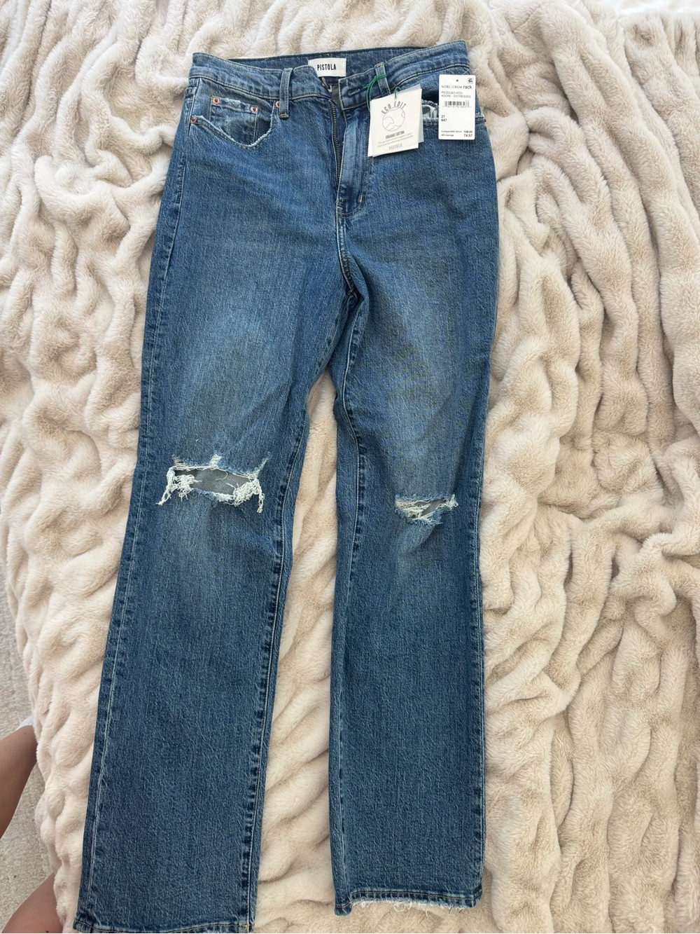 NWT pistola Straight Leg Ripped Blue Jeans